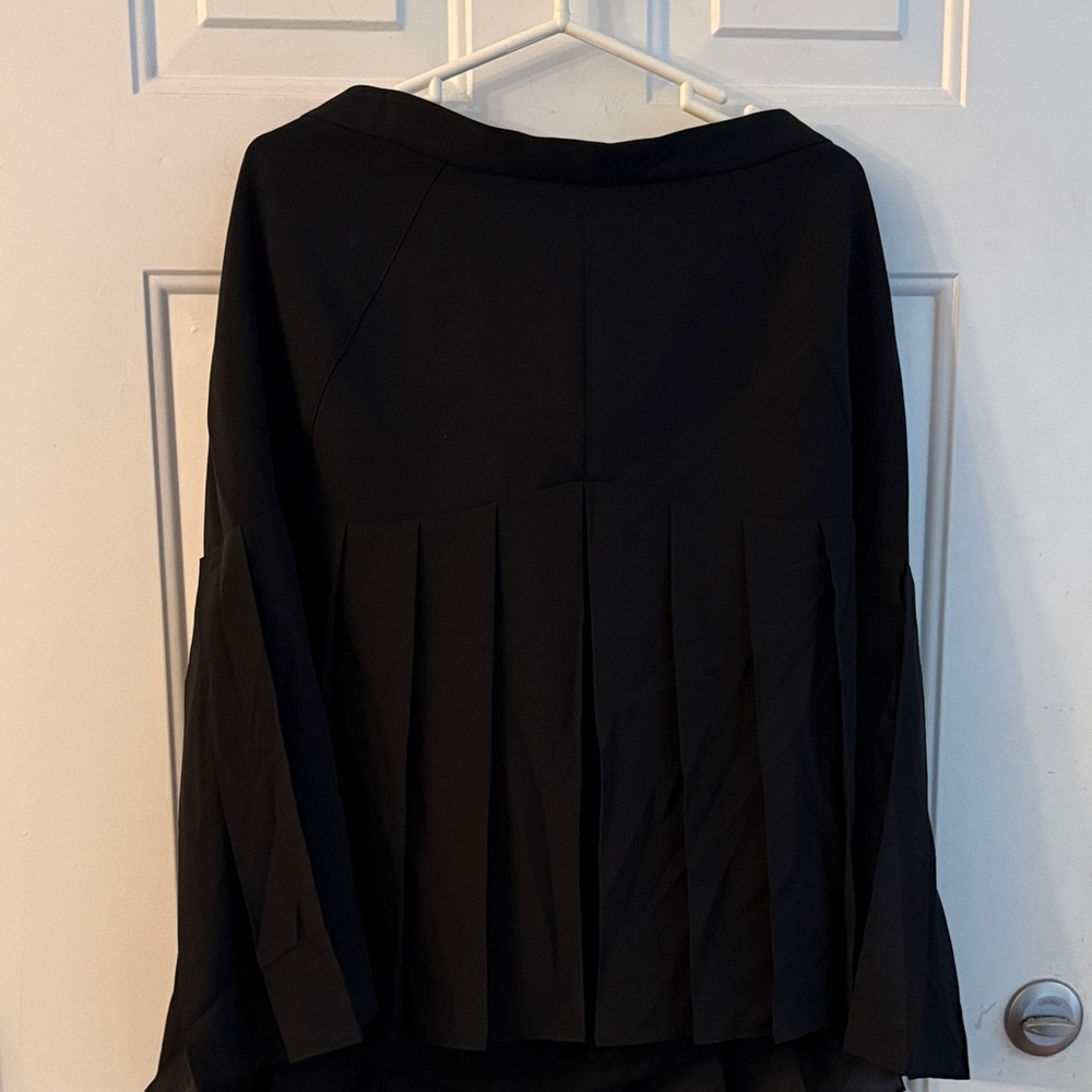 Jones Studio Separates- Dressbarn Black pleated skirt NWT